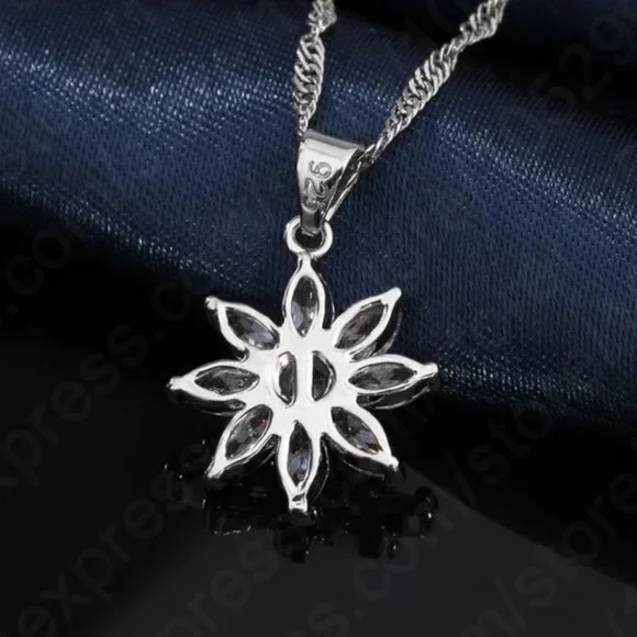 925 Sterling Silver Earrings And Necklace - Picture 6 of 7